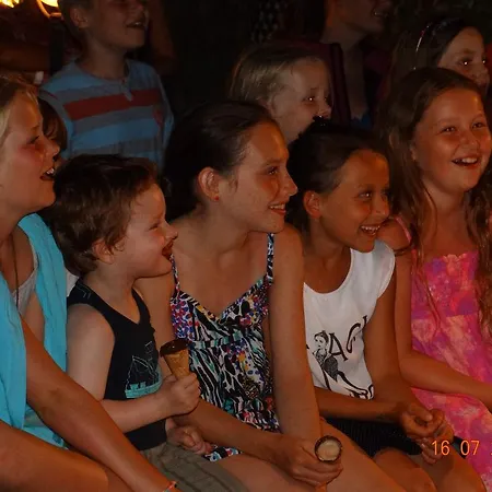 Camping Domaine De Chadeyron Lagorce (Ardeche)
